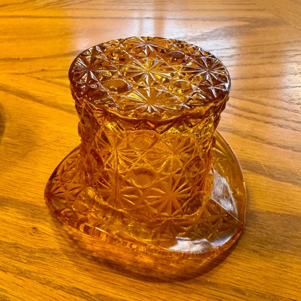 Vintage Small Fenton Top Hat